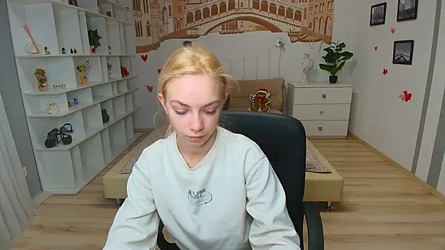 SonnySofia online show from April 2026 05:57:01 AM