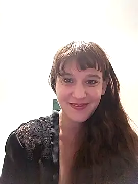 Snapshot of Maggie38 chatting on May 2026 07:25:02 AM Maggie38 online show from May 2026 07:25:02 AM
