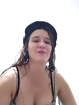 Snapshot of Maggie38 chatting on May 2026 07:37:02 AM Maggie38 online show from May 2026 07:37:02 AM