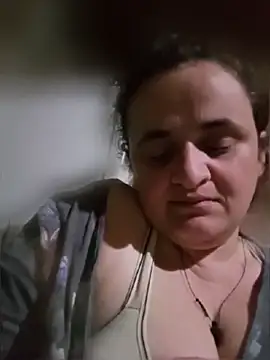 AnabelBexley online show from April 2026 06:32:02 PM