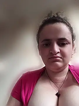 Snapshot of AnabelBexley chatting on June 2026 03:07:02 AM AnabelBexley online show from June 2026 03:07:02 AM