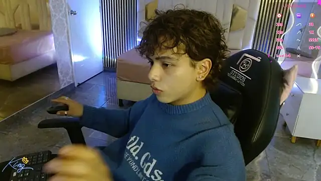 Elian tay online show from April 2026 07:53:01 PM