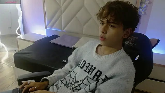 Elian tay online show from April 2026 12:30:02 PM