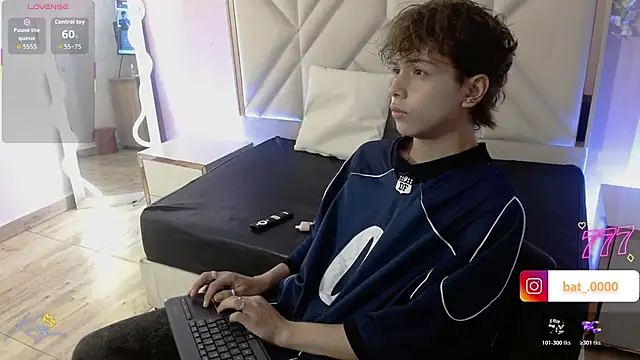 Elian tay online show from April 2026 12:19:02 PM