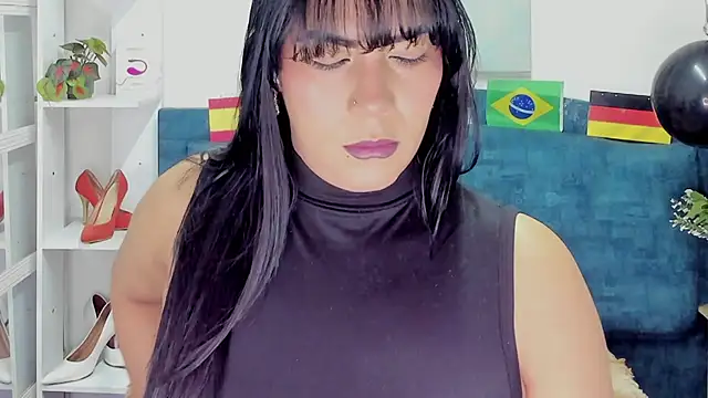 IsadoraVex online show from July 2026 12:08:01 PM