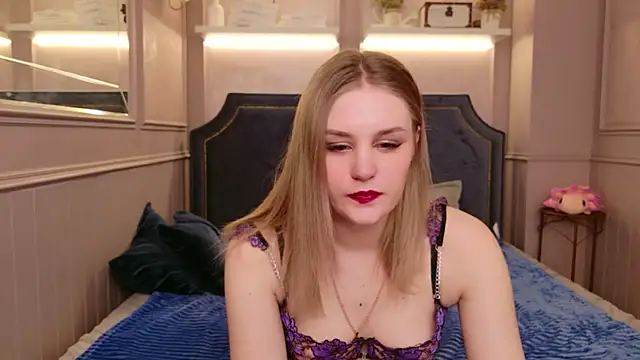 Molly Voses online show from April 2026 01:42:02 AM