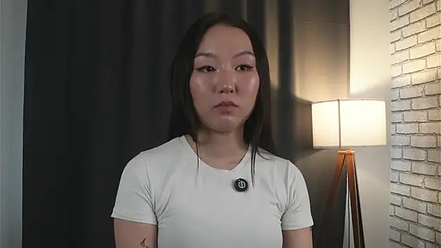 MicaelaCubr online show from April 2026 04:01:01 AM