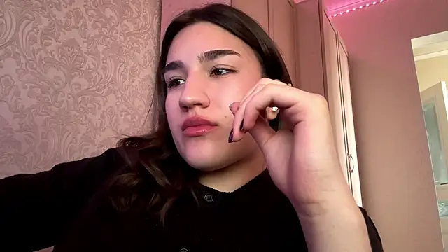 Mary Nitherson online show from April 2026 08:46:01 AM