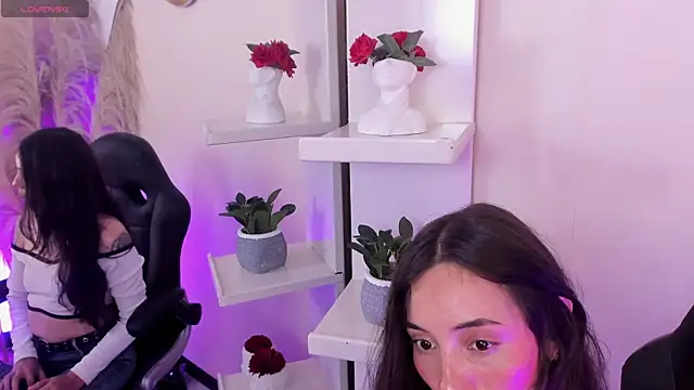 Cata Jonees online show from April 2026 09:39:33 PM