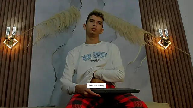Ethanhot os online show from April 2026 07:04:01 PM