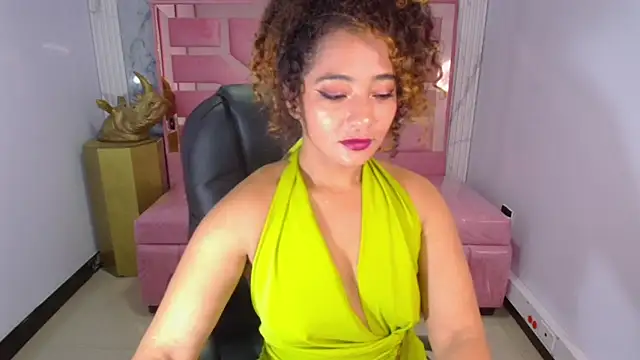 Brittany ch online show from April 2026 08:13:02 PM