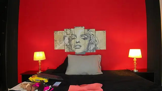 LucianaMadura1 online show from April 2026 05:27:01 PM