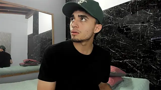 James-06 online show from April 2026 11:53:02 AM