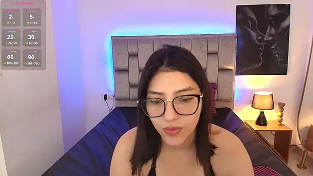 candy tina online show from April 2026 03:28:01 PM