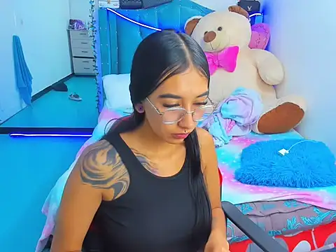 valery taylor 1 online show from April 2026 01:53:01 AM