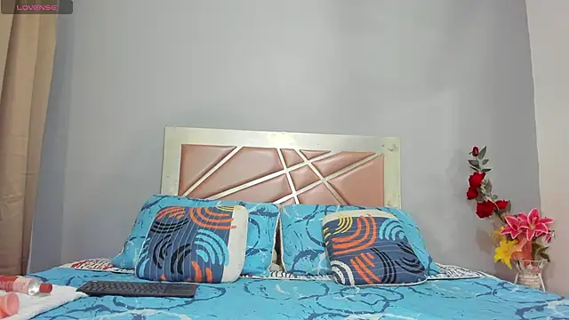 Celestte w online show from April 2026 11:07:01 PM