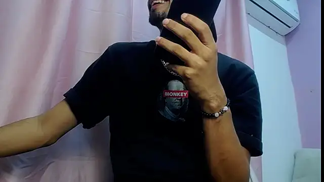 Amir guy  online show from April 2026 06:10:01 PM