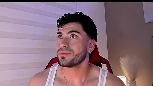 Alexander Diazz online show from April 2026 07:58:02 PM