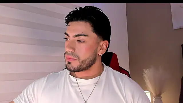 Alexander Diazz online show from April 2026 01:12:02 PM