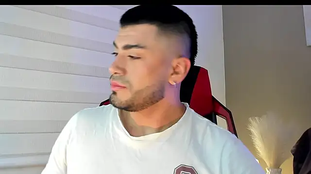 Alexander Diazz online show from April 2026 11:35:01 AM