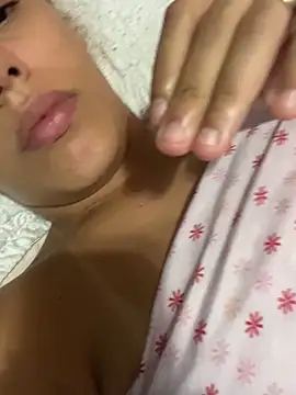 nandinharuivinha22 online show from April 2026 11:50:02 AM