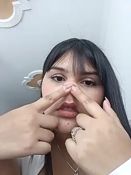 Nicky77  online show from April 2026 09:39:33 PM