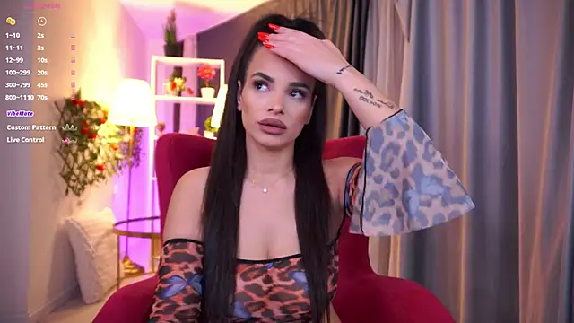 NayraJade online show from April 2026 07:27:01 PM