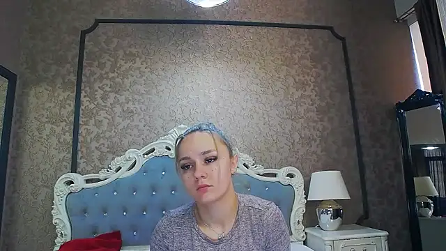 Snapshot of Ivy_Quin chatting on June 2026 05:12:01 AM Ivy Quin online show from June 2026 05:12:01 AM