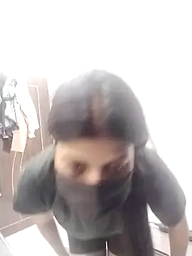 Love-Birdss online show from April 2026 02:25:01 AM