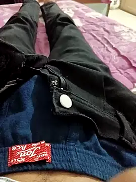 ekwjj online show from April 2026 07:20:02 PM