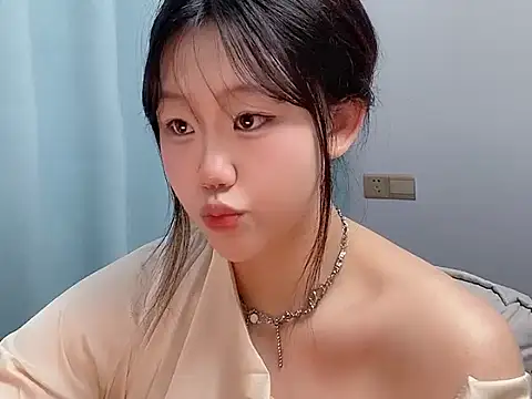 Lilababy00 online show from April 2026 10:19:02 AM