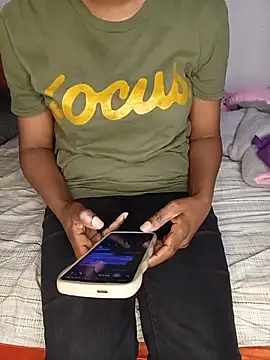 MsCutie online show from April 2026 01:10:02 PM