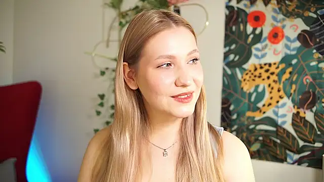 Emilicious online show from April 2026 05:44:02 AM