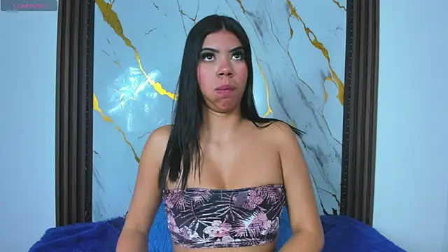 sharlotte hh online show from April 2026 01:40:01 PM