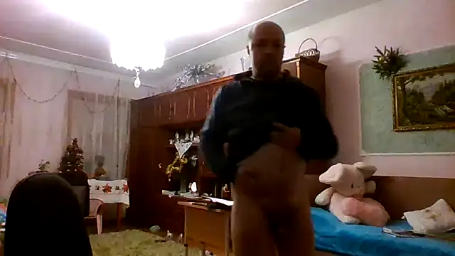 Luceriusbigass online show from December 2024 04:21:01 PM