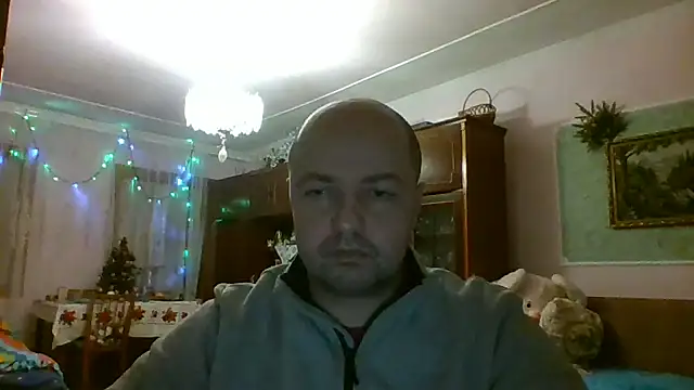 Luceriusbigass online show from January 2025 06:35:01 PM