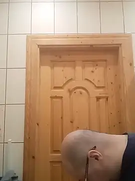 Luceriusbigass online show from February 2025 04:47:01 PM