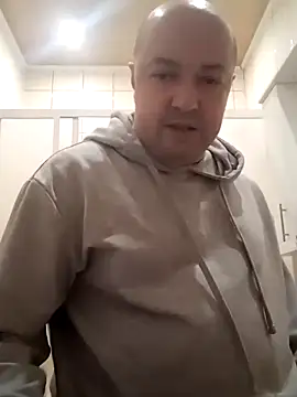 Luceriusbigass online show from December 2025 03:51:02 PM