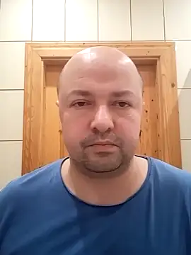 Luceriusbigass online show from February 2026 09:08:02 PM