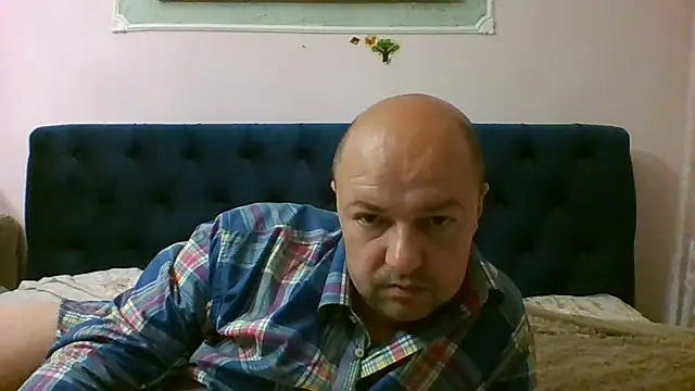 Luceriusbigass online show from July 2026 08:02:01 PM