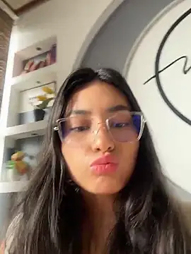 Snapshot of VioletRousee chatting on June 2026 01:26:02 PM VioletRousee online show from June 2026 01:26:02 PM