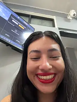 Snapshot of VioletRousee chatting on July 2026 01:48:02 PM VioletRousee online show from July 2026 01:48:02 PM