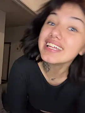 vickdaqui online show from April 2026 09:31:02 PM