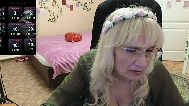 Undina Sea online show from April 2026 09:39:33 PM