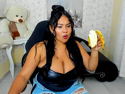 Ariel xoxo online show from April 2026 05:39:02 PM