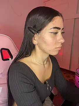 AMBERBUNNY  online show from April 2026 01:34:02 PM