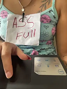 Brunette Dirty Messy online show from April 2026 05:45:02 PM