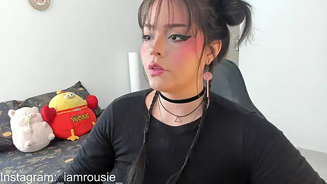 Snapshot of _iamrousie_ chatting on May 2026 01:17:02 PM iamrousie online show from May 2026 01:17:02 PM