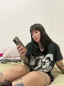Snapshot of cherryxxox chatting on May 2026 12:19:02 AM cherryxxox online show from May 2026 12:19:02 AM