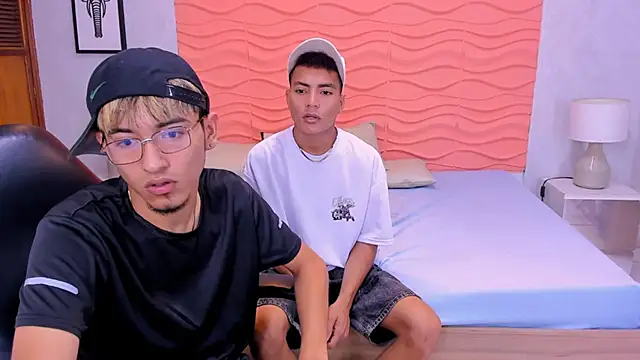 Juan saul1 online show from April 2026 09:20:02 PM